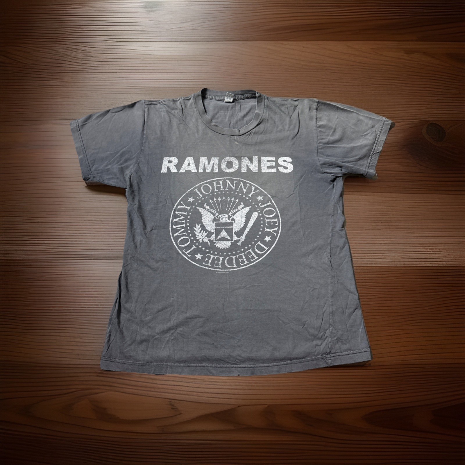 Vintage 1999 Ramones Band Shirt Medium Rare Johnny Joey Timothy Dee-Dee Rock gallery