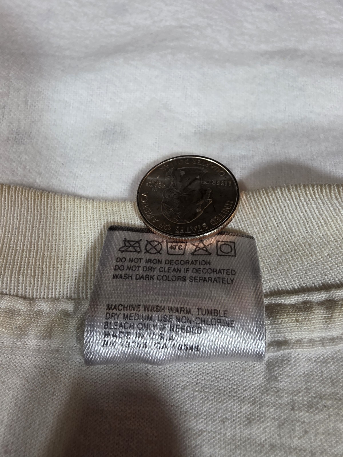 Indonesia Satellite PALAPA Vintage 1990s Single Stitch XL T Shirt gallery