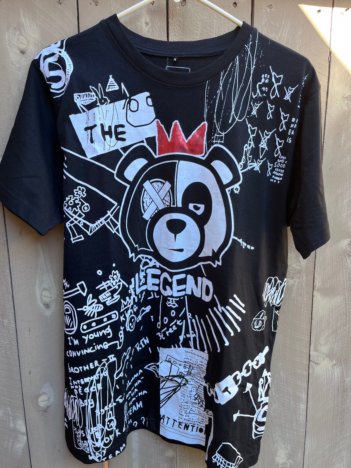 South Pole The Legend Graffiti Bear Graphics BLACK Tshirt – Men’s Sz M