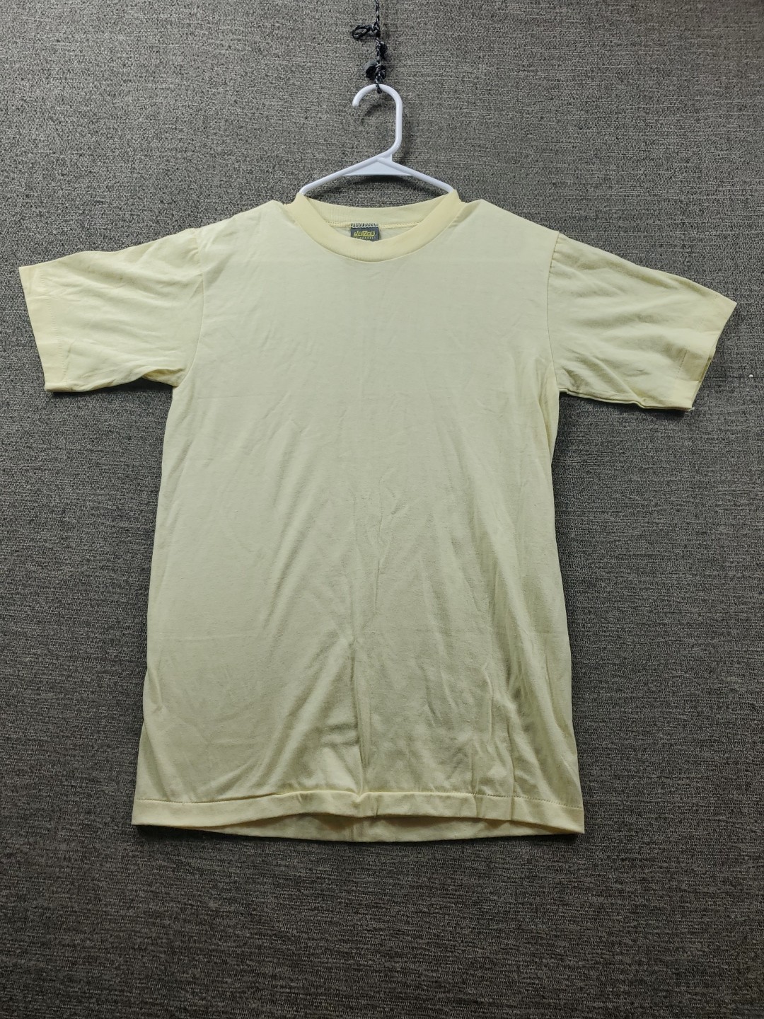 Vintage Russell Athletic Single Stitch Shirt S 34-36 Made In USA Yellow Blank