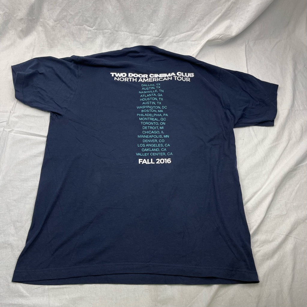 Tultex Mens Graphic T-Shirt Two Door Cinema Club Crew Neck Sportswear XL New gallery