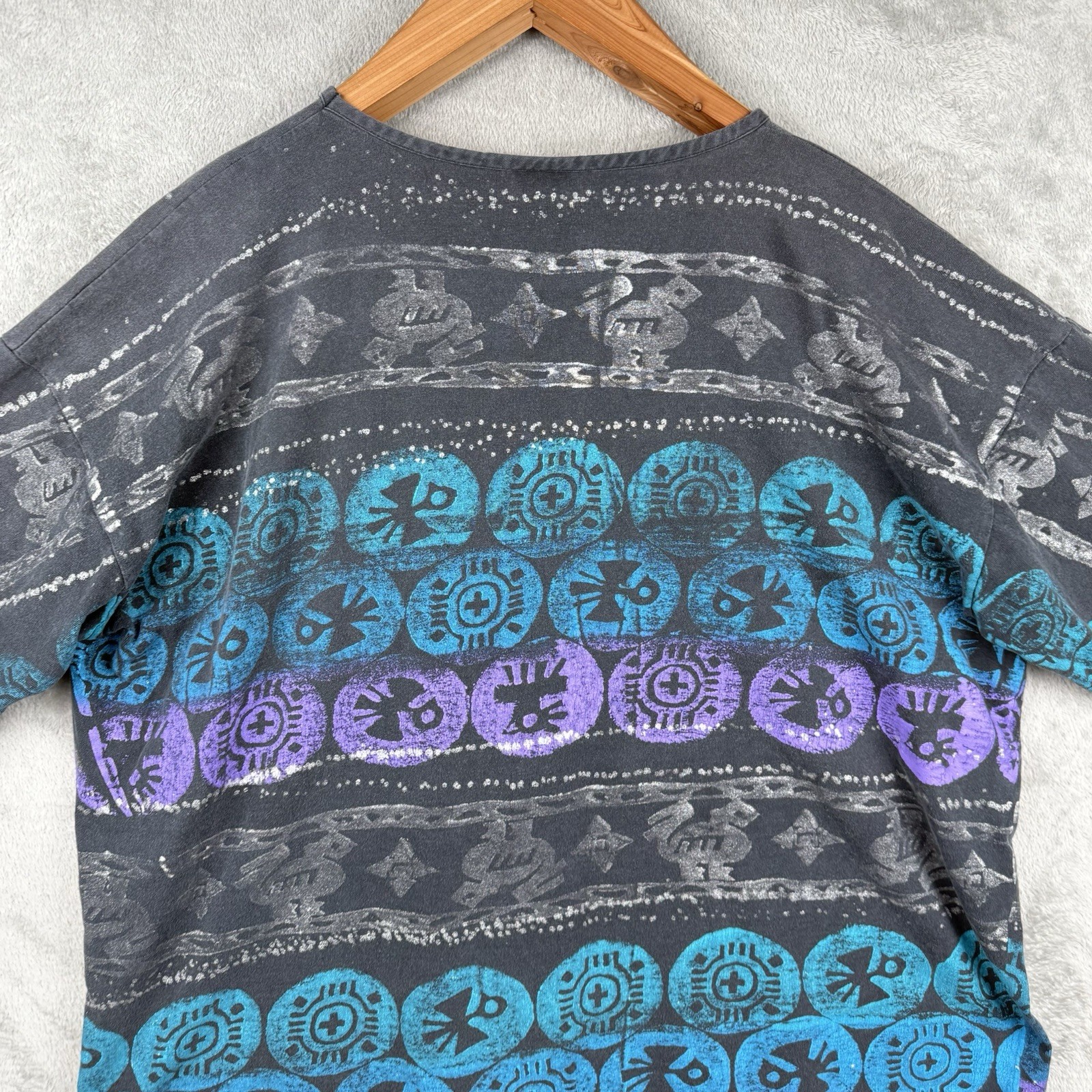 EZL Painted Glitter Shirt Mens L One Size Vintage 90s Tribal Hip Hop Colors gallery