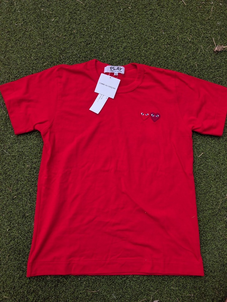 Comme des Garcons PLAY Red Double Heart T-Shirt SZ M New With Tags Japan