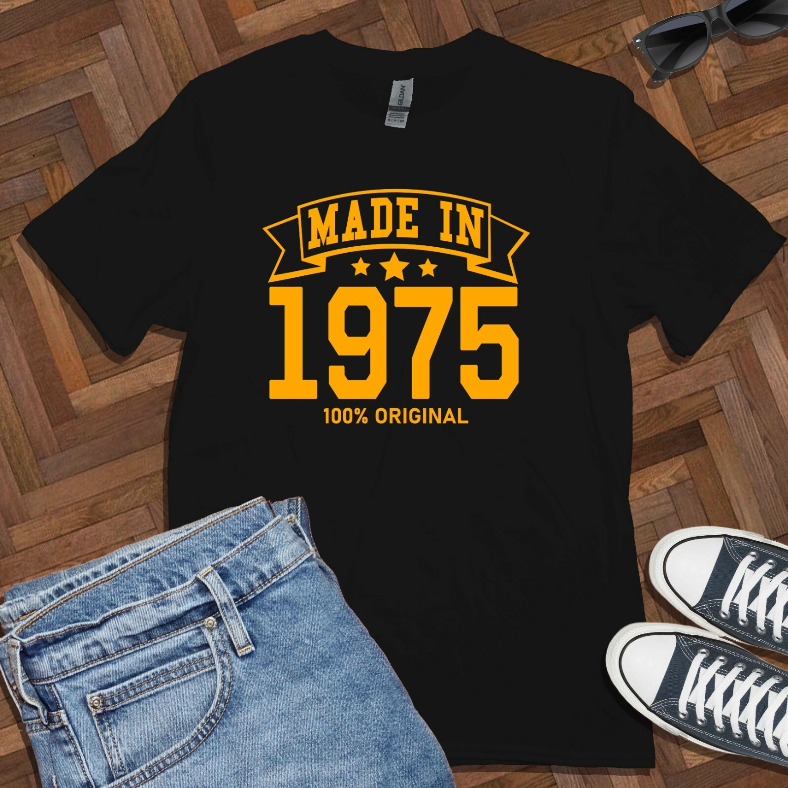 MADE IN 1975 T-SHIRT (Gildan Birthday 47 Gift Dad Mom Present seventies Party)