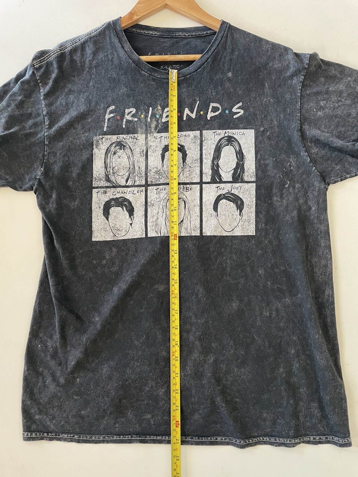 Friends The Television Series Black T Shirt Unisex Adults Size XL Good Condition gallery