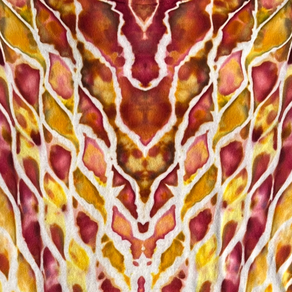 V Roll Ice Tie Dye T-Shirt, Unisex L SS, Burgundy & Gold gallery