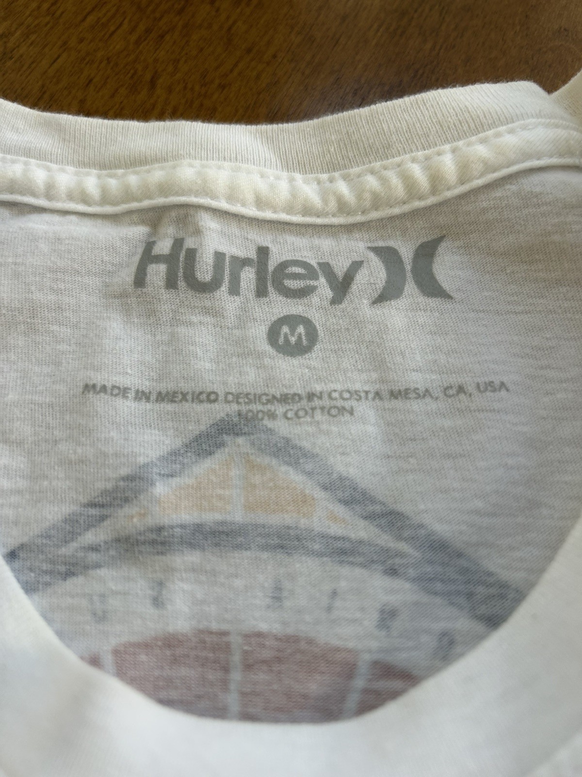 Hurley Men's M Regular White Crew Neck Short Sleeve Logo Graphic T-Shirt (a) gallery