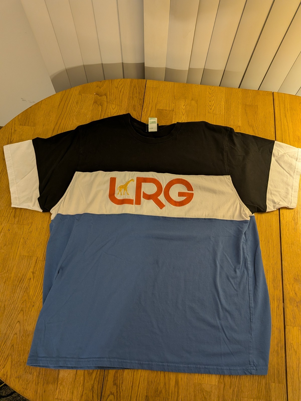 LRG Men’s 3XL Black White Blue Colorblock Logo Crew Neck Short Sleeve Tee gallery