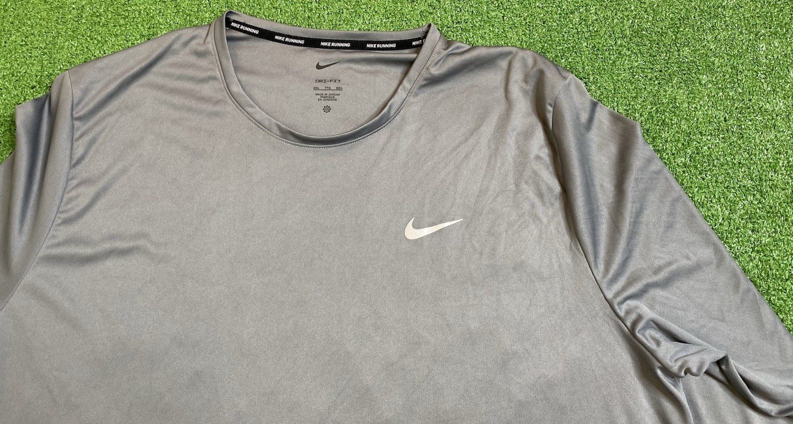 Nike Running T Shirt Mens XXL LongSleeve Polyester Training Gym Workout Dri-Fit gallery