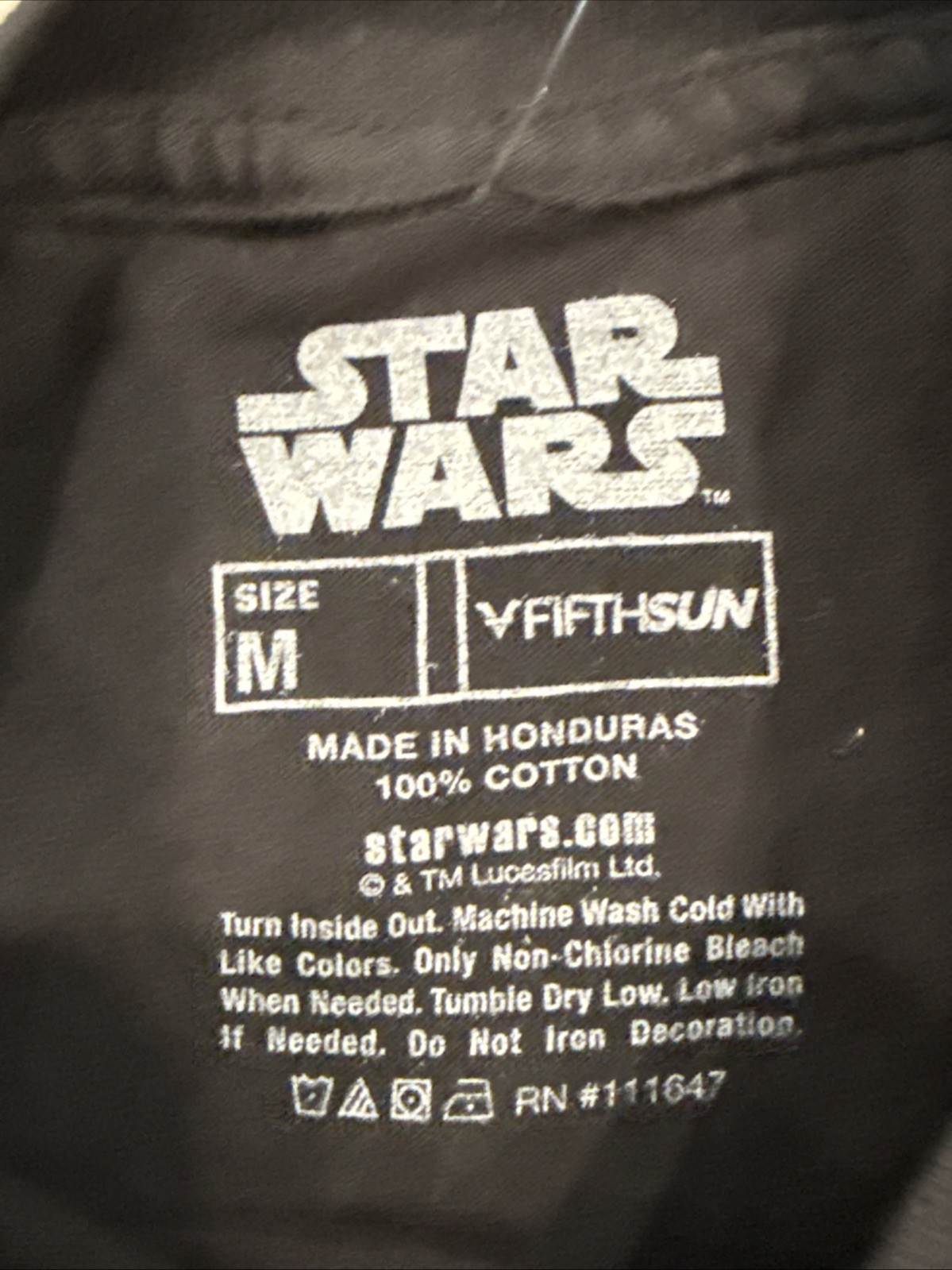 2016 Star Wars Hanger Battle A New Hope R2-D2 Leia Luke Han Solo T-Shirt Size M gallery