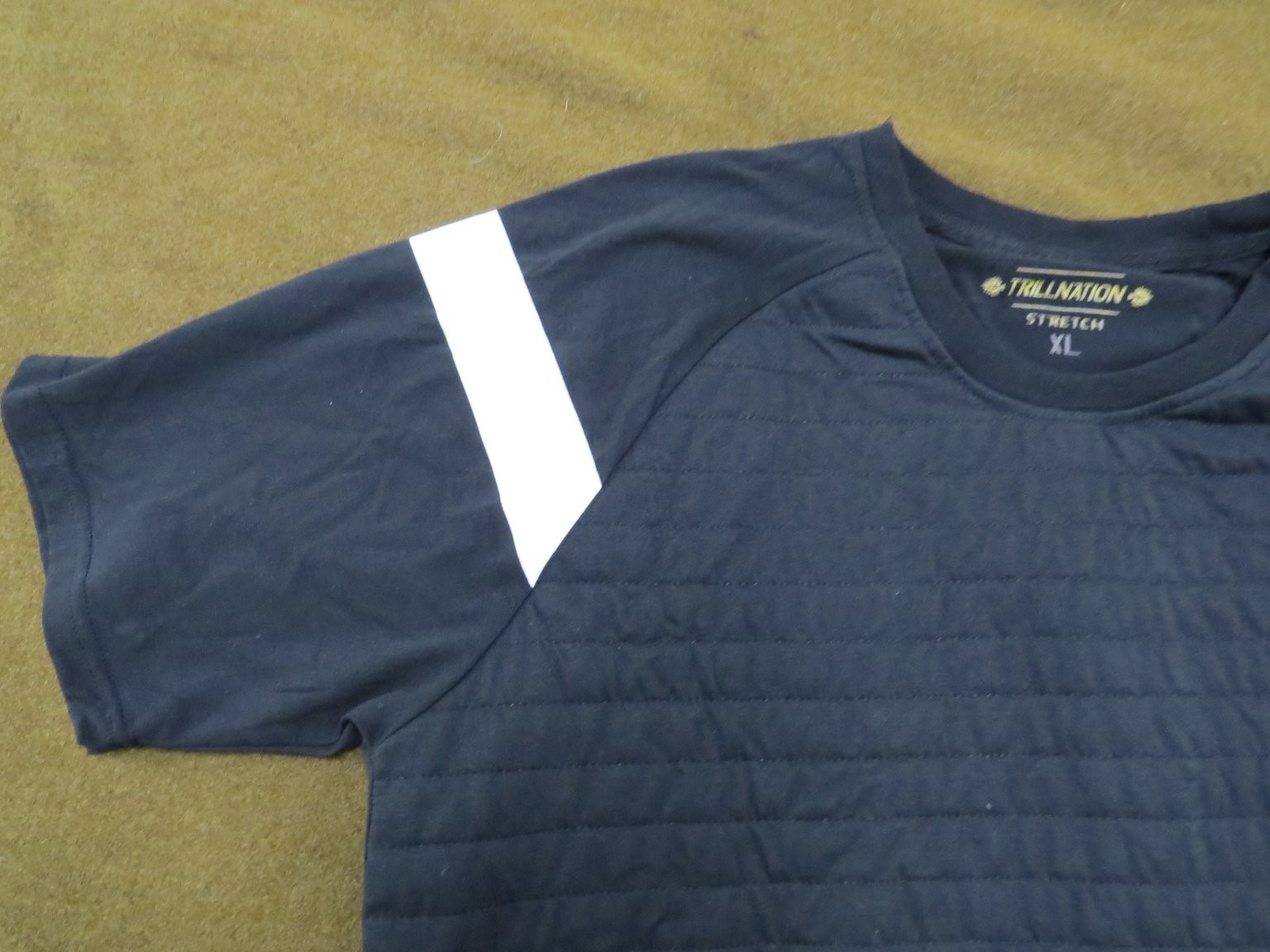 TRILLNATION Men's T-Shirt Black XL Stretch Quilted Raglan Sleeve Cotton Poly gallery