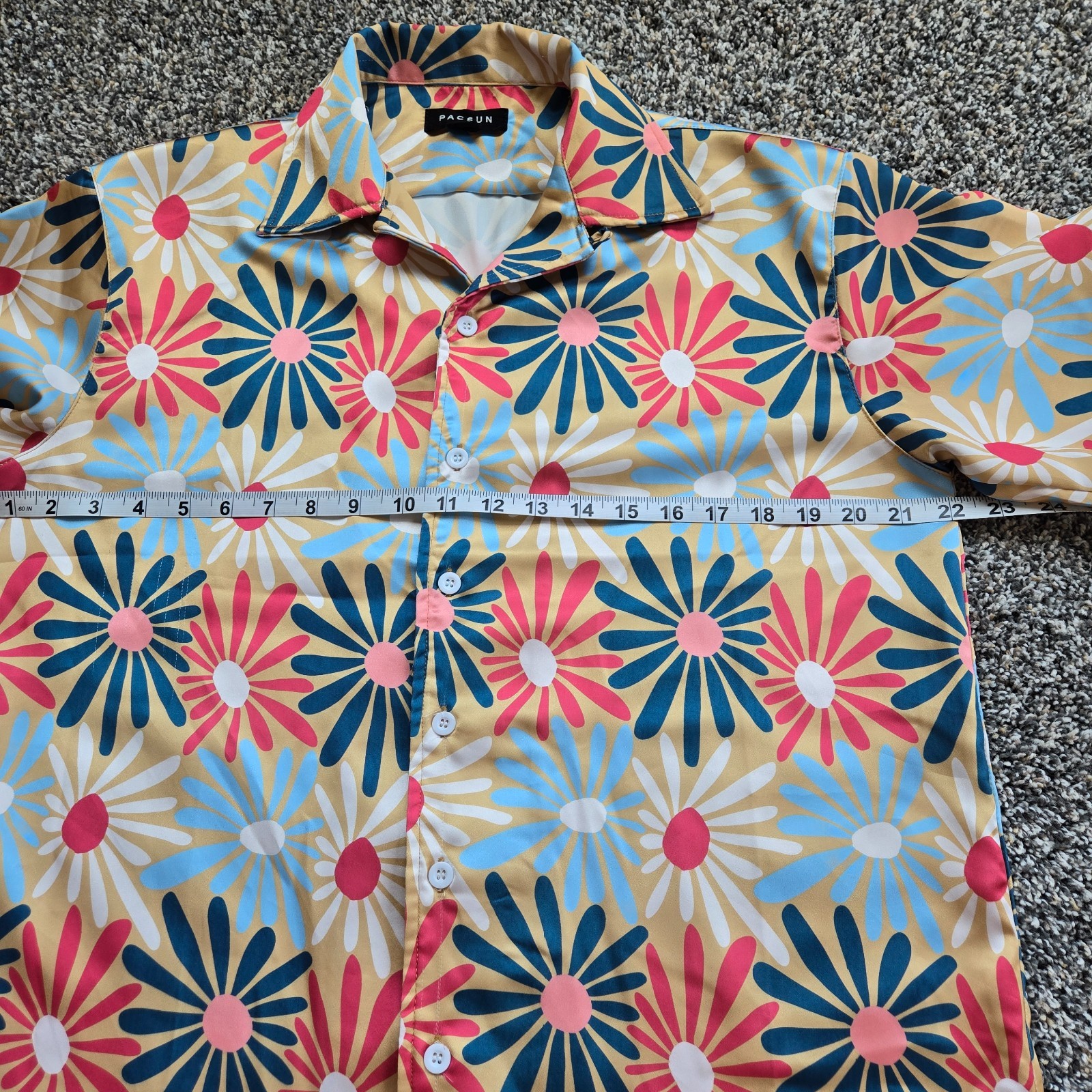 Pacsun Cropped Daisy Satin Camp Shirt Men's Size Small Floral 70s Aesthetic gallery