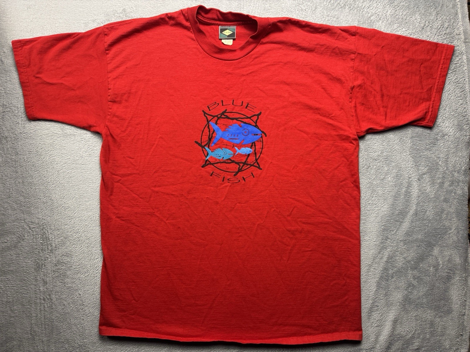Vintage 90s Graphic Fishing T-Shirt XL “Blue Fish” Surf Beach Coastal Fun Tees
