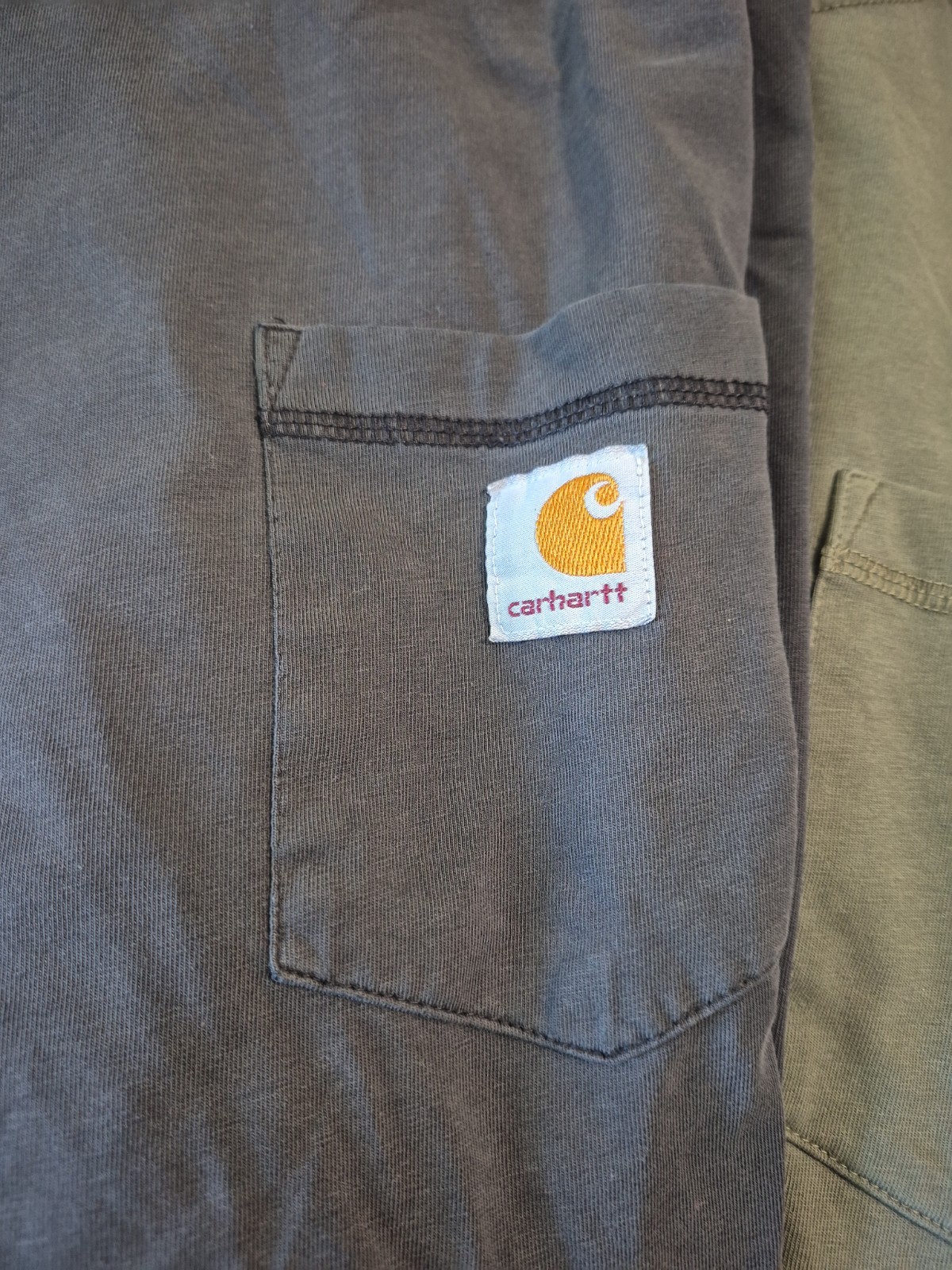 2 Carhartt And 2 Under Armour Mens Lot Size Large gallery