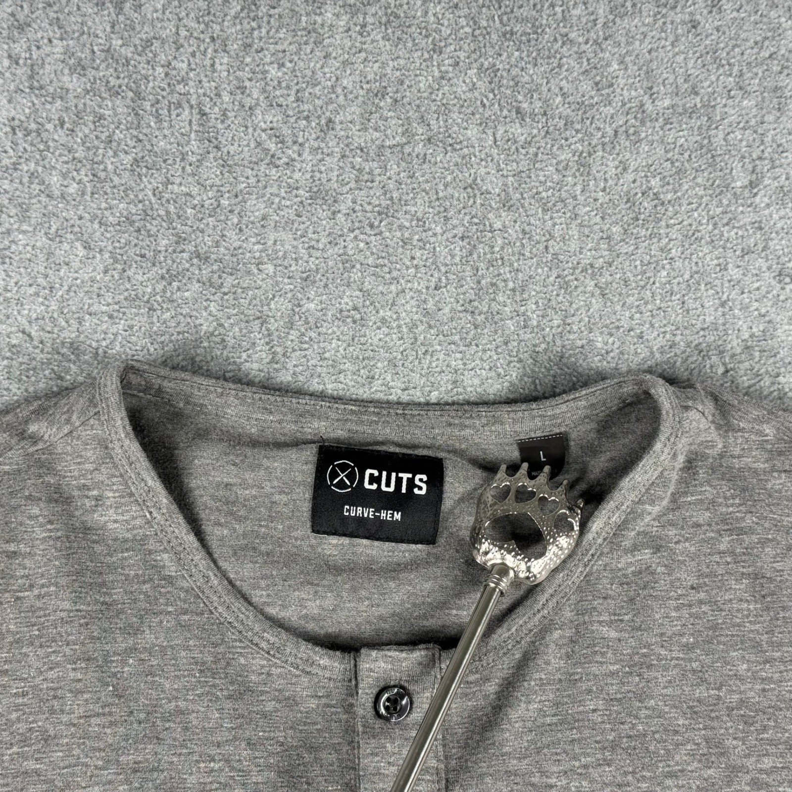 Cuts Curve Hem Henley Shirt Mens L Gray Short Sleeve Comfort Casual gallery