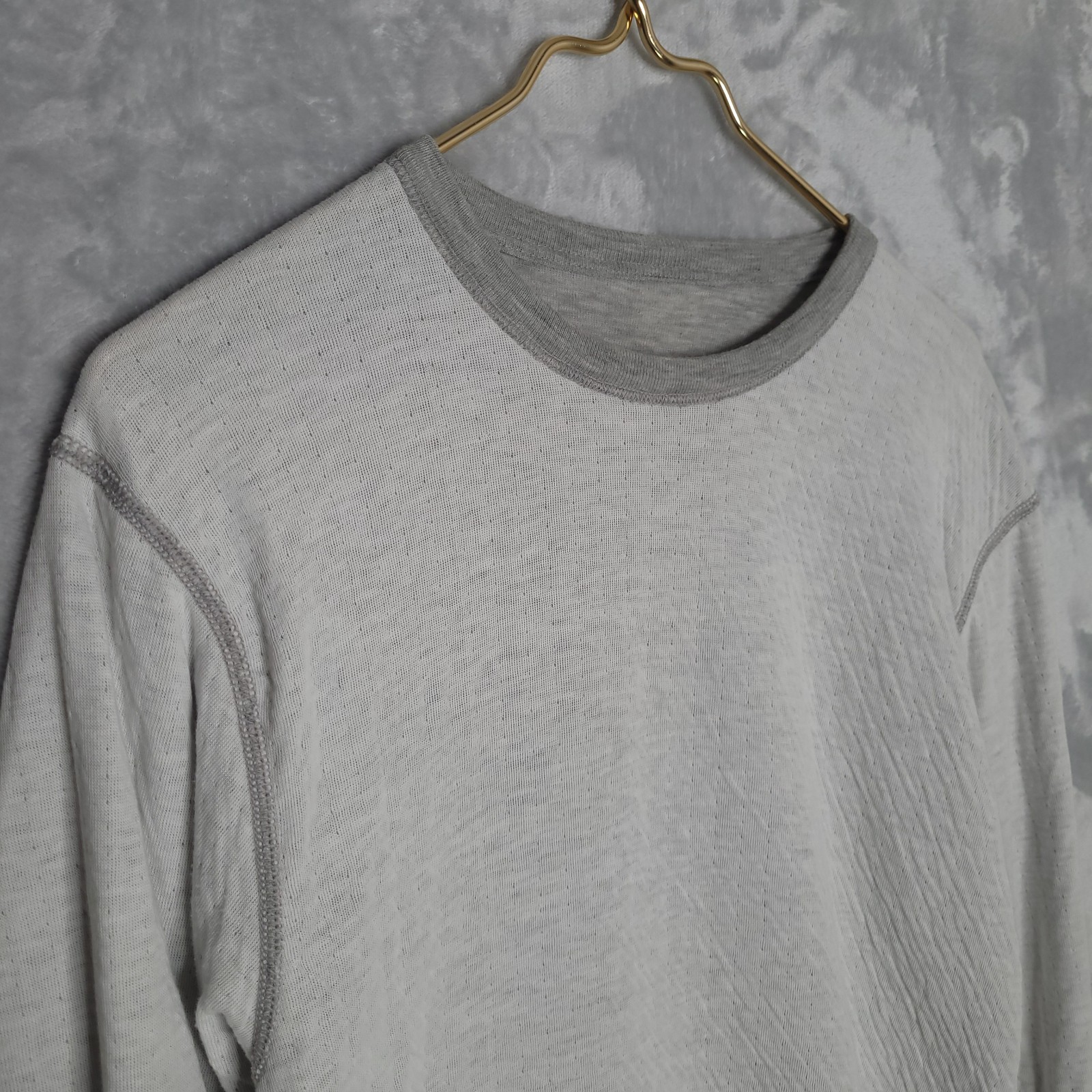 Gray Long Sleeve Crew Neck Shirt Size M Base Layer Insulated Outdoor Hiking Warm gallery