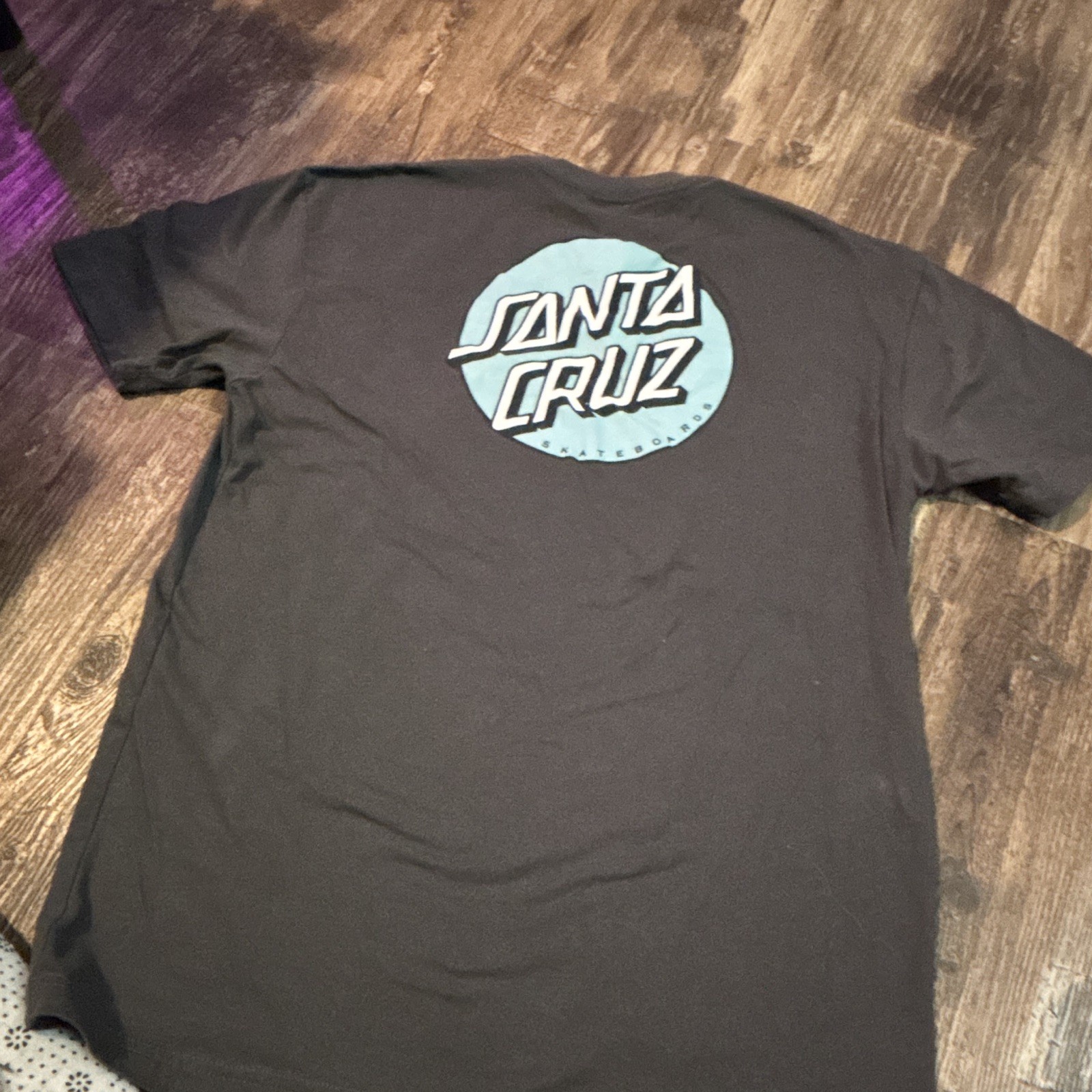 Santa Cruz Men’s Black Logo Graphic Double-Sided Crew Neck Cotton Tee Size M gallery