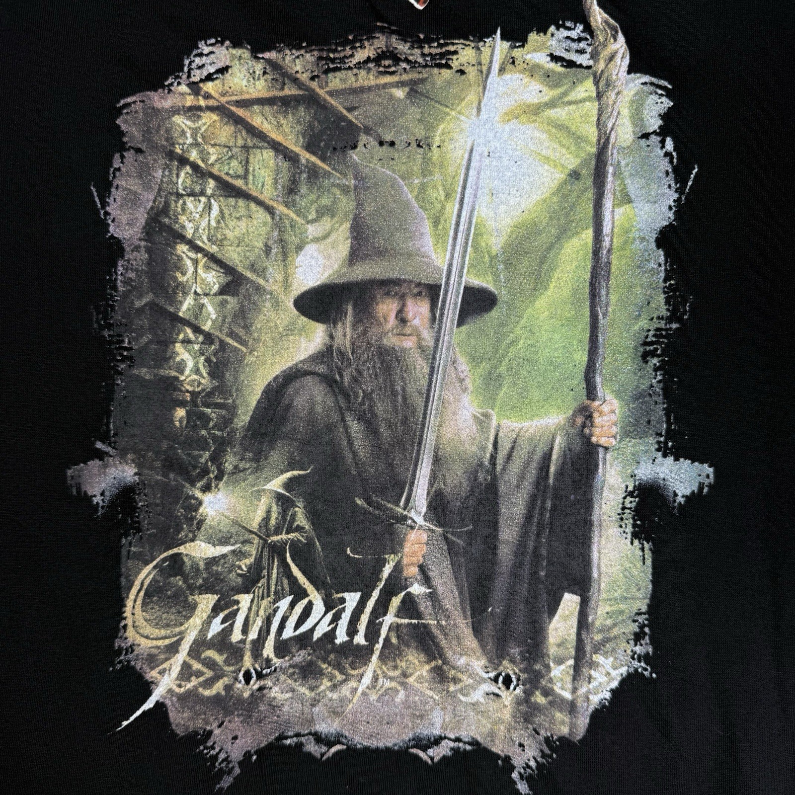 NWT Hobbit T-Shirt Men’s Large Black Gandalf Short Sleeve Crew Neck gallery