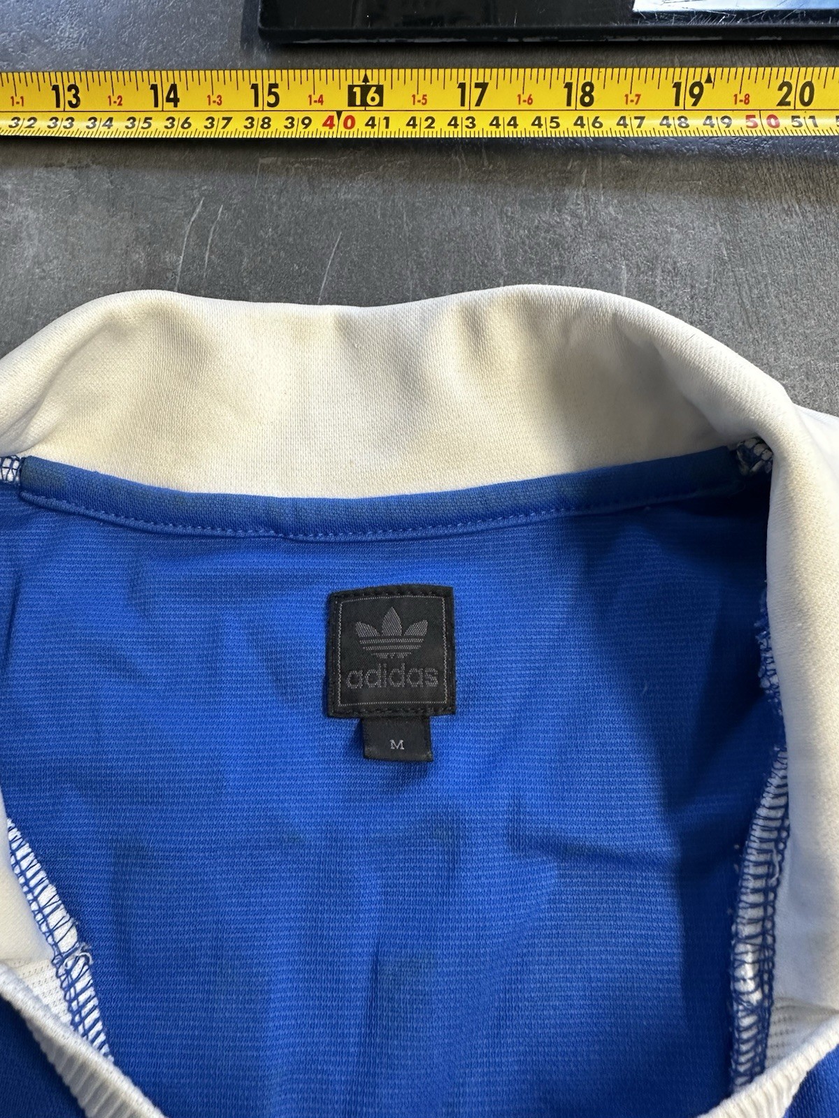 Rare Vintage 2005 Adidas EL SALVADOR Originals Football Polo Shirt Medium Blue gallery