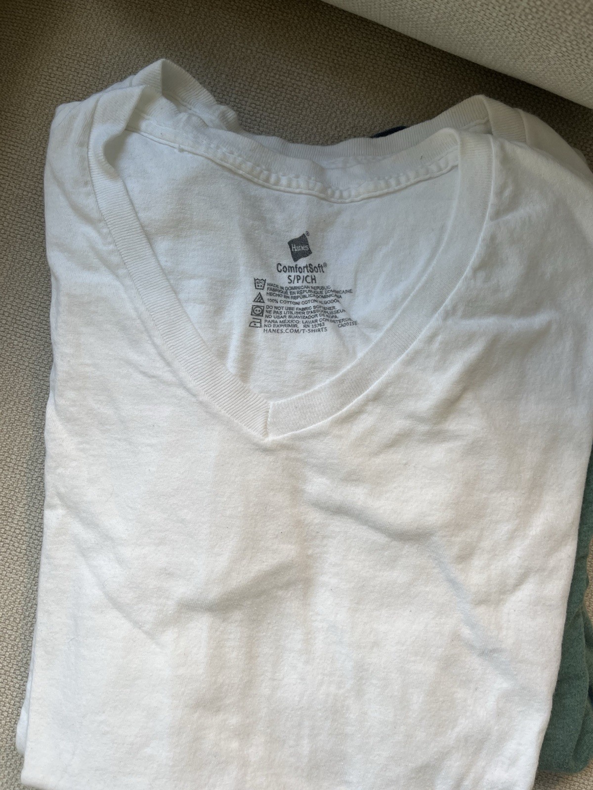 Lot Of Men’s Tshirts J Crew, True Classic, Hanes Size Small gallery
