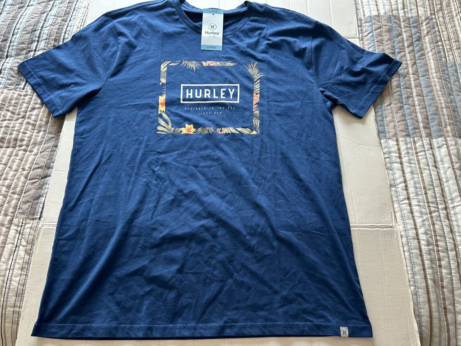 HURLEY SIZE LARGE DARK BLUE SHORT SLEEVE T-SHIRT...SEE DESCRIPTION gallery