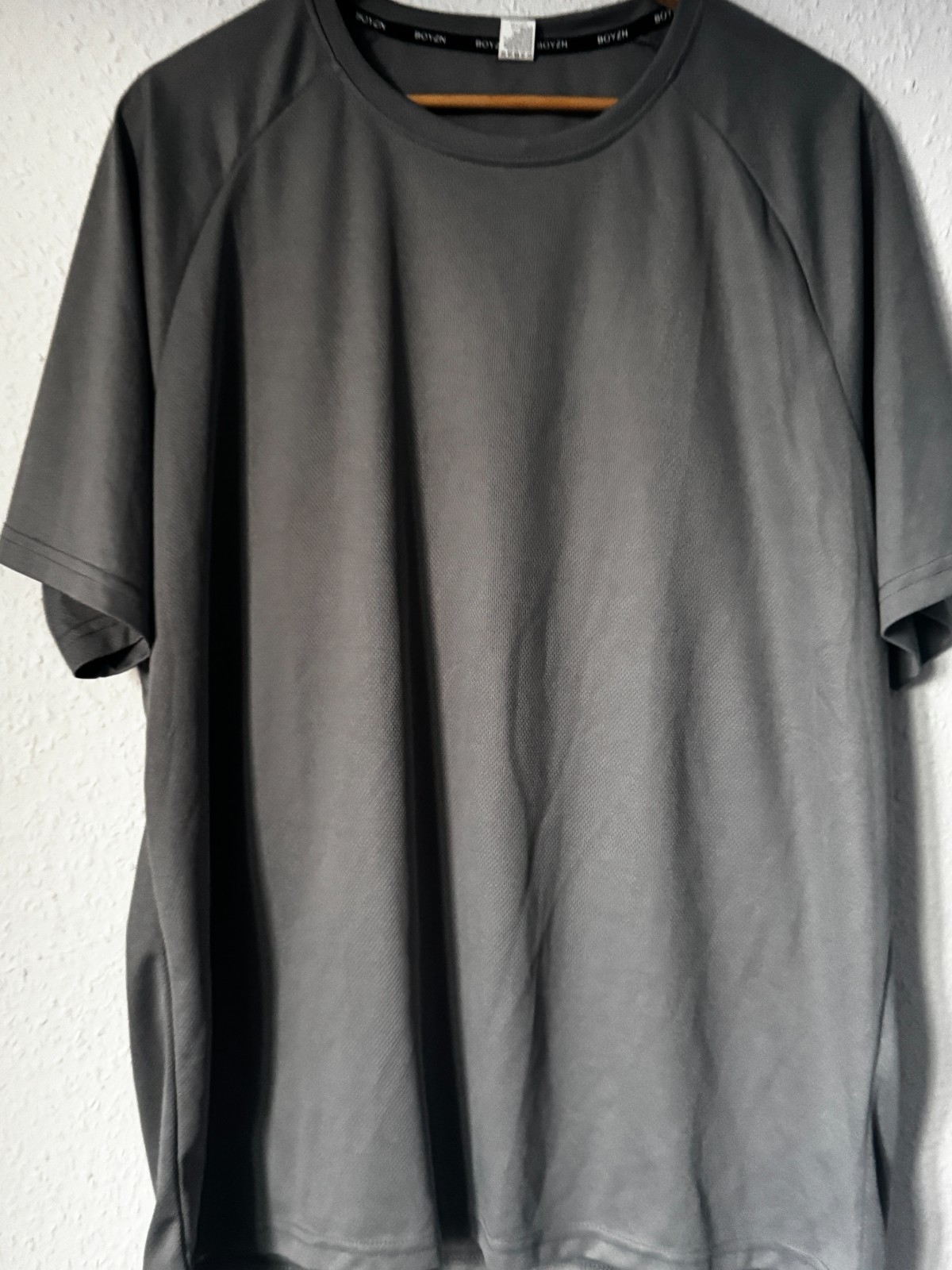 BOYZN Men's Activewear Performance T-Shirt - Charcoal Grey gallery