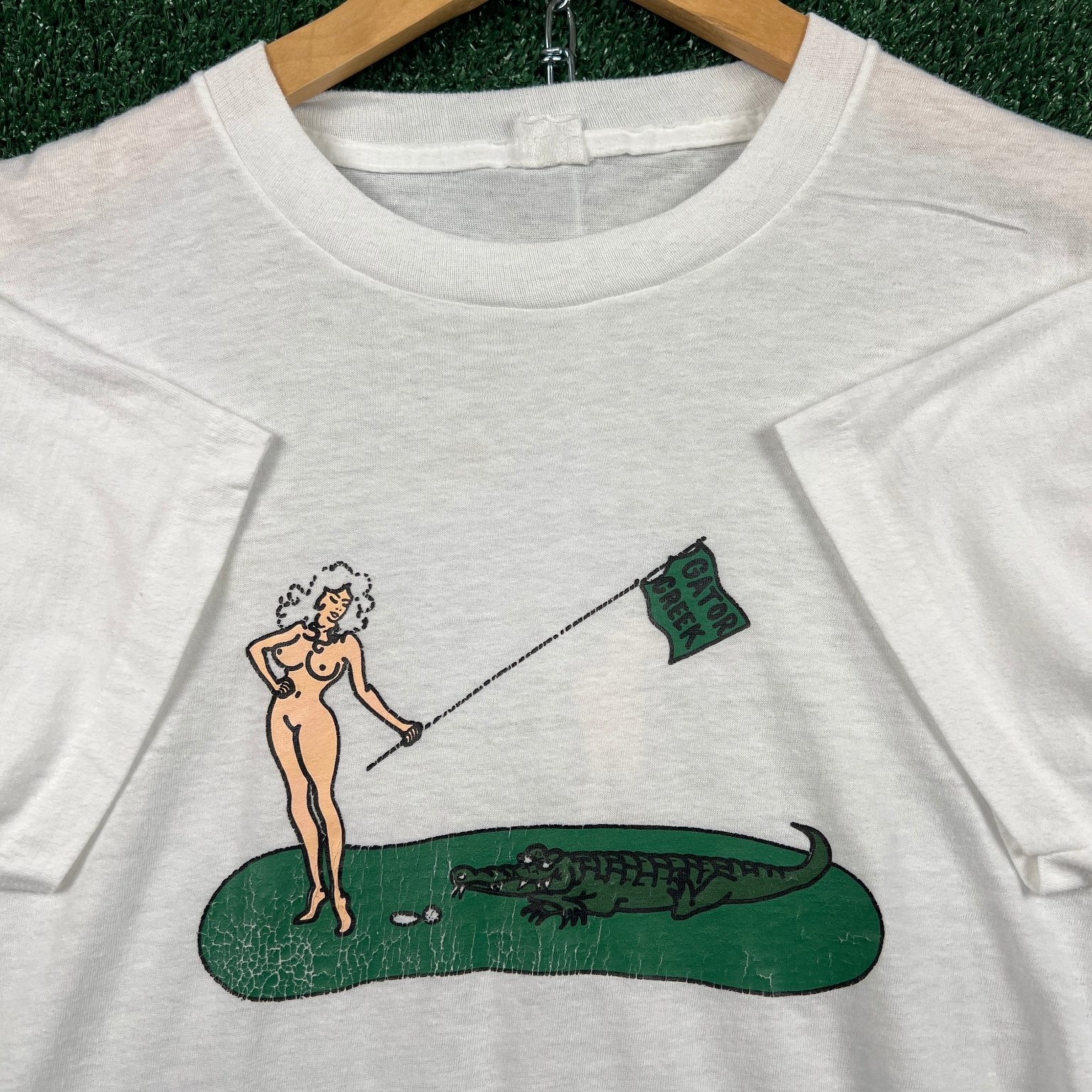 VTG Gator Creek Nude Lady Alligator Golf T Shirt Men’s M White Paper Thin 70s gallery