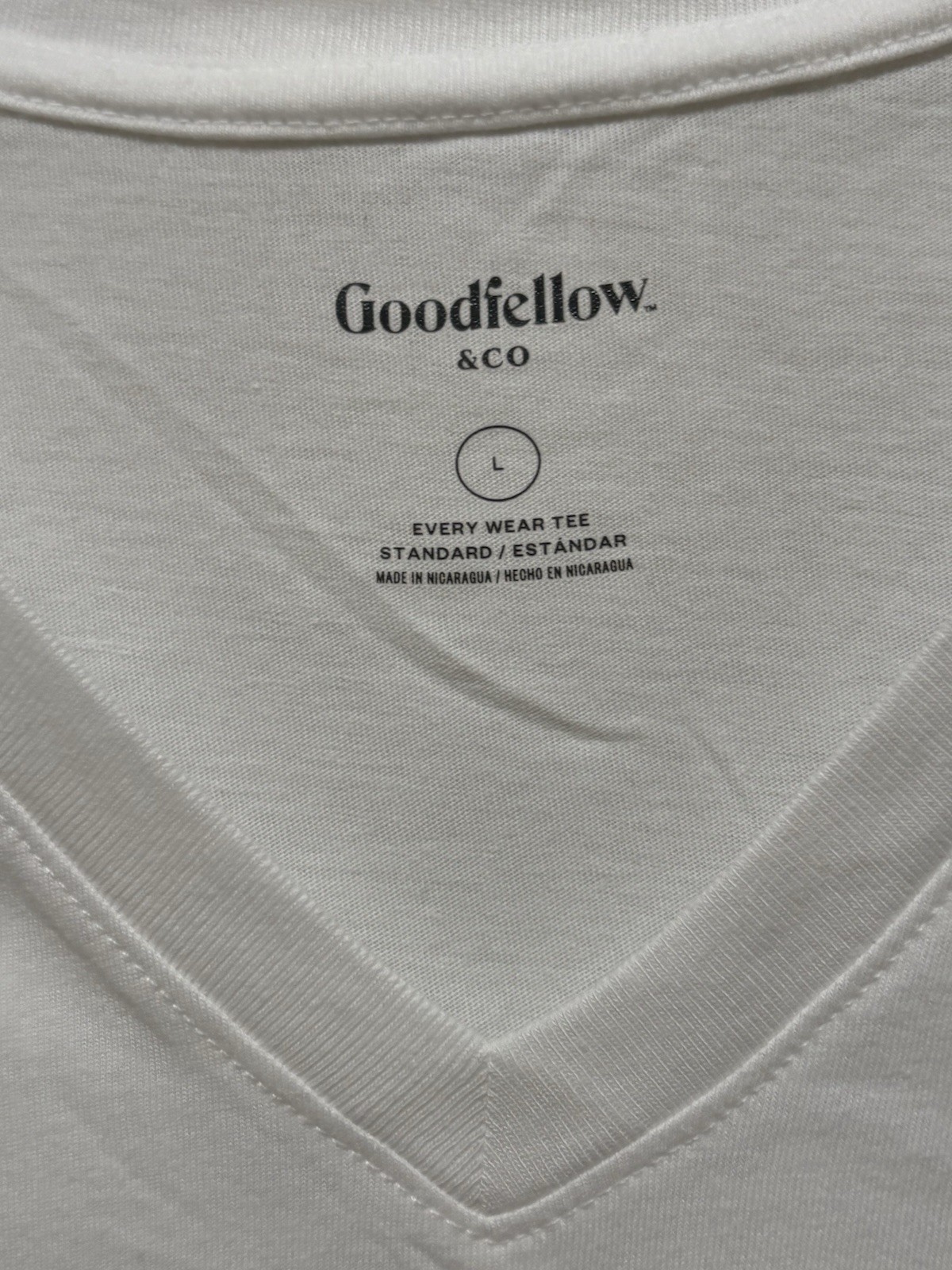 Goodfellow Every Wear V-Neck T-Shirt Men's L White NWT Cotton Blend Tee gallery