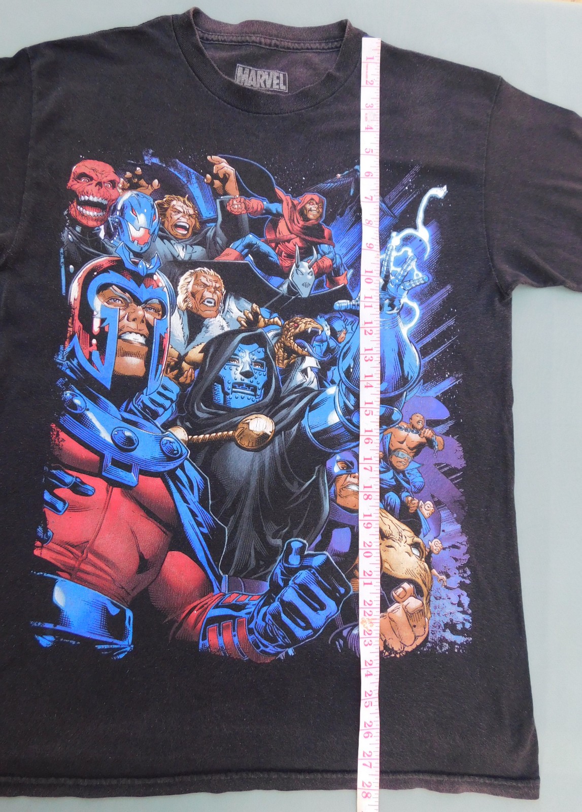VINTAGE MARVEL UNIVERSE VILLAINS MAGNETO DR.DOOM T-SHIRT SIZE MEDIUM gallery