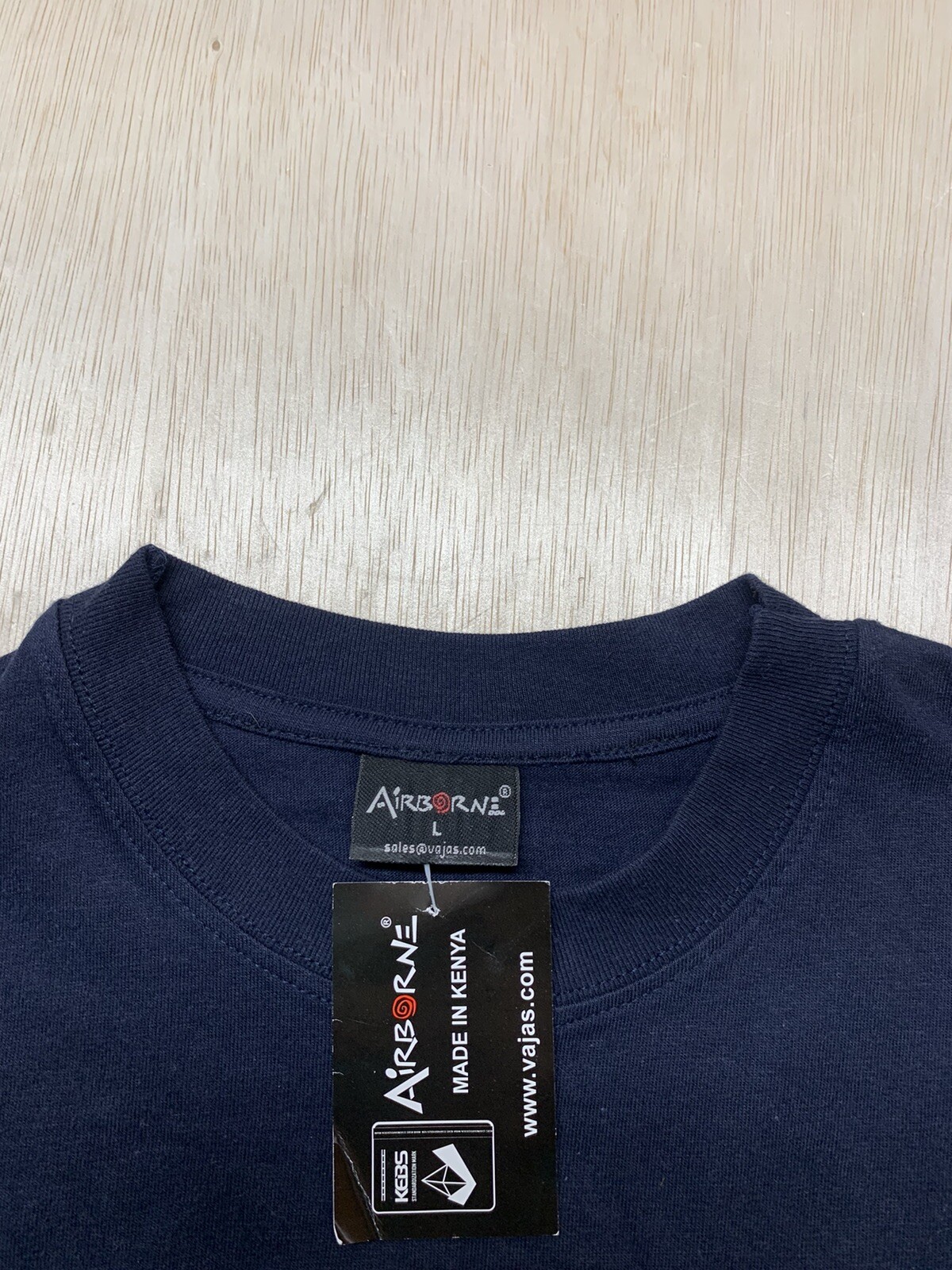 Kenya Graphic T SHIRT SHIRT AIRBORNE Size Large gallery