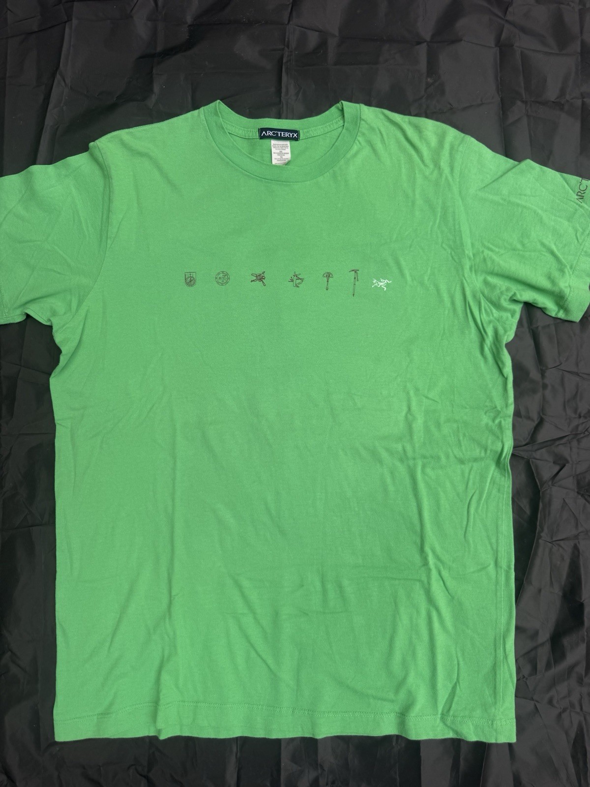 Vintage Arcteryx Graphic Tee Shirt Green Mens XL Excellent Condition Rare gallery