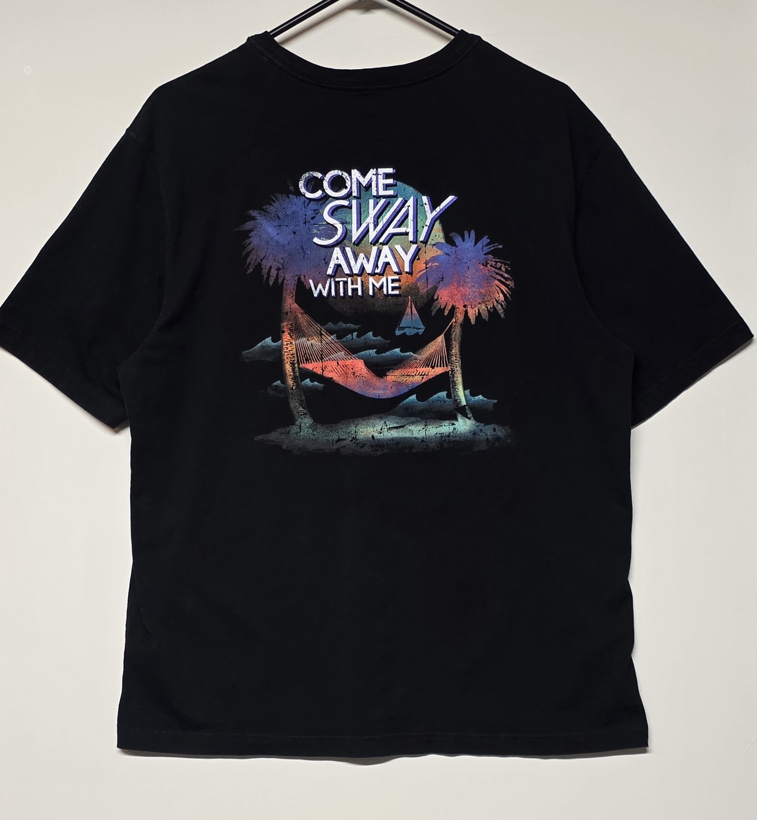 Mens Caribbean Black Graphic T Shirt Size Large 100% Cotton