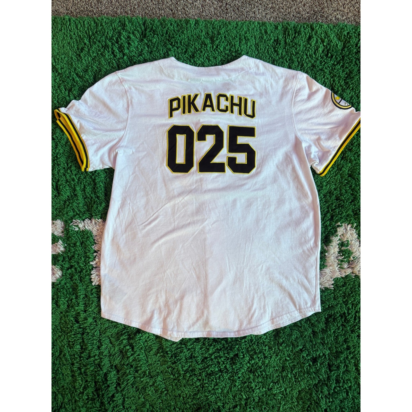 Pokemon Pikachu Pallet Town Baseball Jersey White Yellow XL 025 Button Up Shirt gallery
