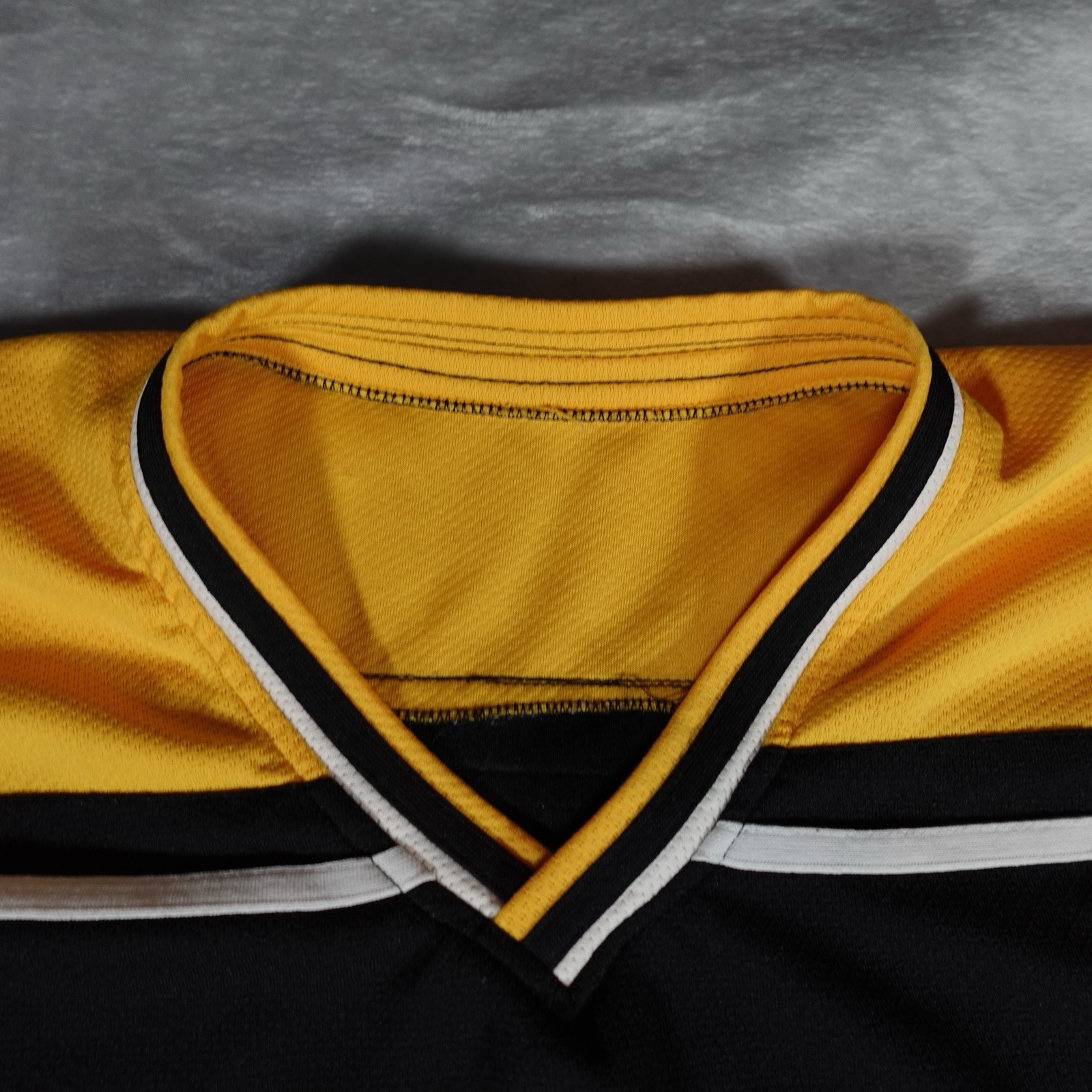 Vintage US Air Force 80th Fighter Squadron Hockey Jersey Mens L (Estimated) gallery