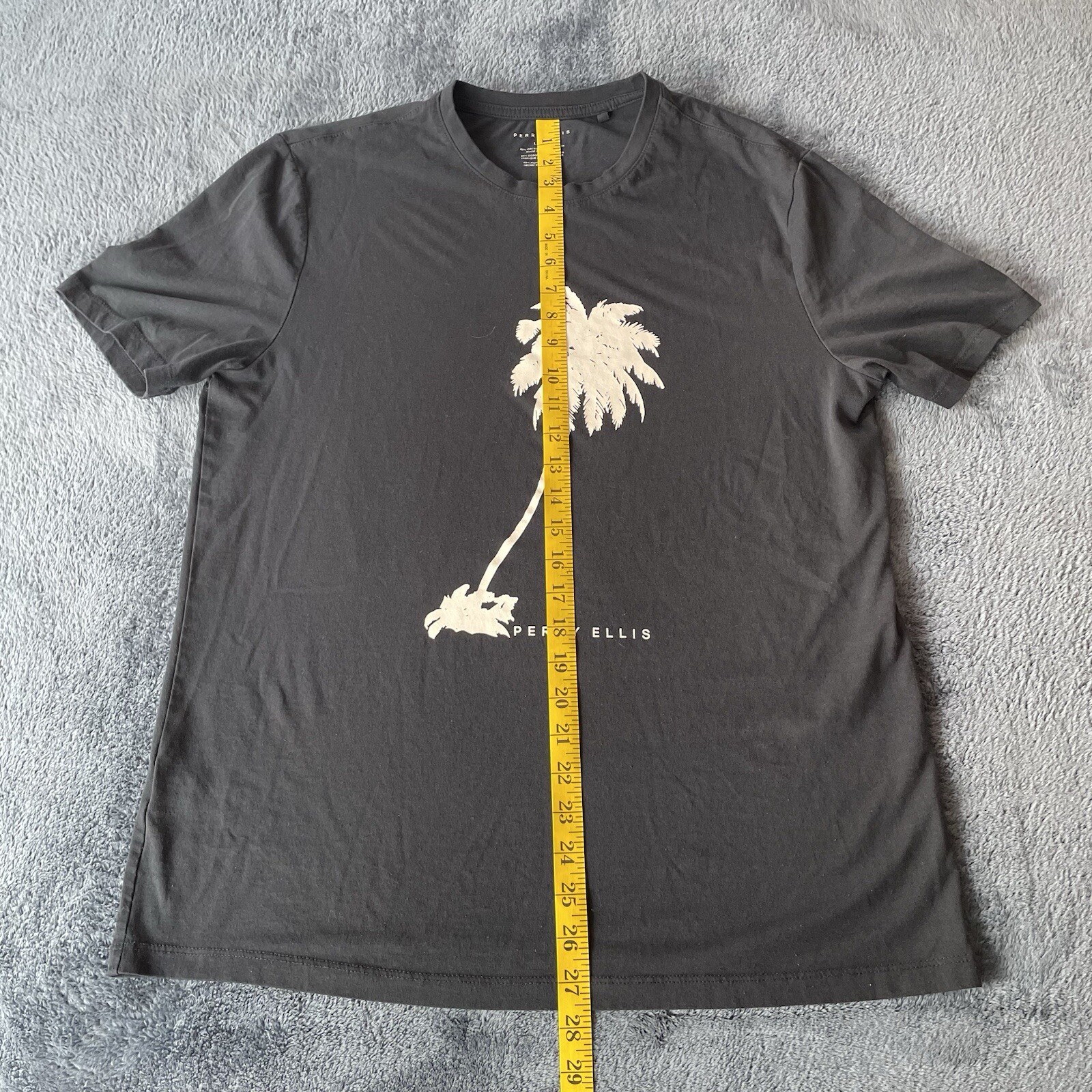 Perry Ellis Men’s Short Sleeve Black Logo T-Shirt Large gallery