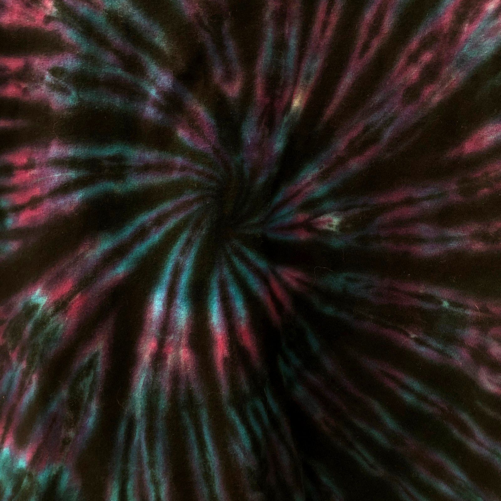 Tie Dye T Shirt Gildan Sz M Ultra Cotton Straight Fit Pre-Owned VGC gallery