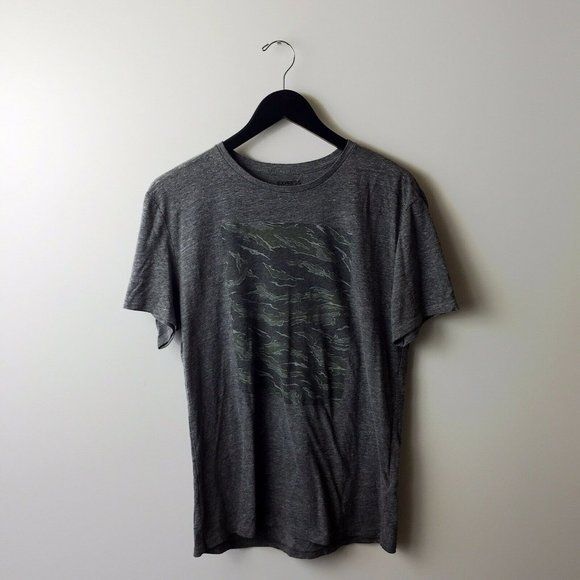Express T Shirt Graphic Tee Crewneck Cotton Short Sleeve Trendy Modern Solid M gallery