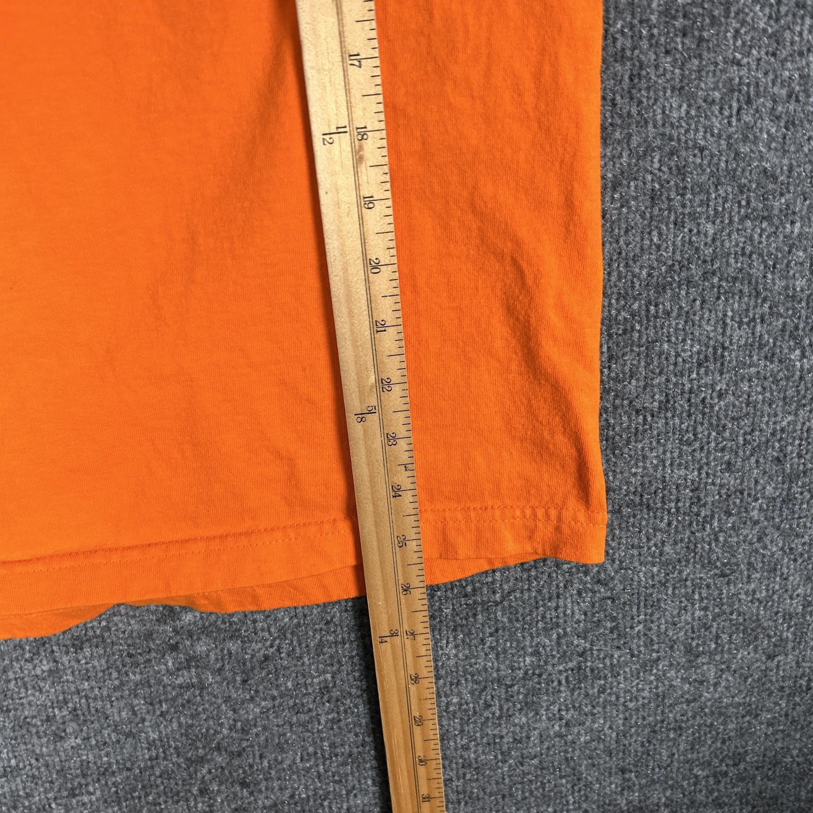 Drake Shirt Mens Medium Orange Logo Graphic Hunting Outdoor Cotton Tee gallery