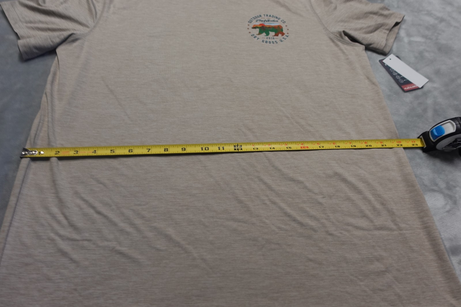 Flag & Anthem Multi Color Bear Beige T-shirt Size L NWT gallery