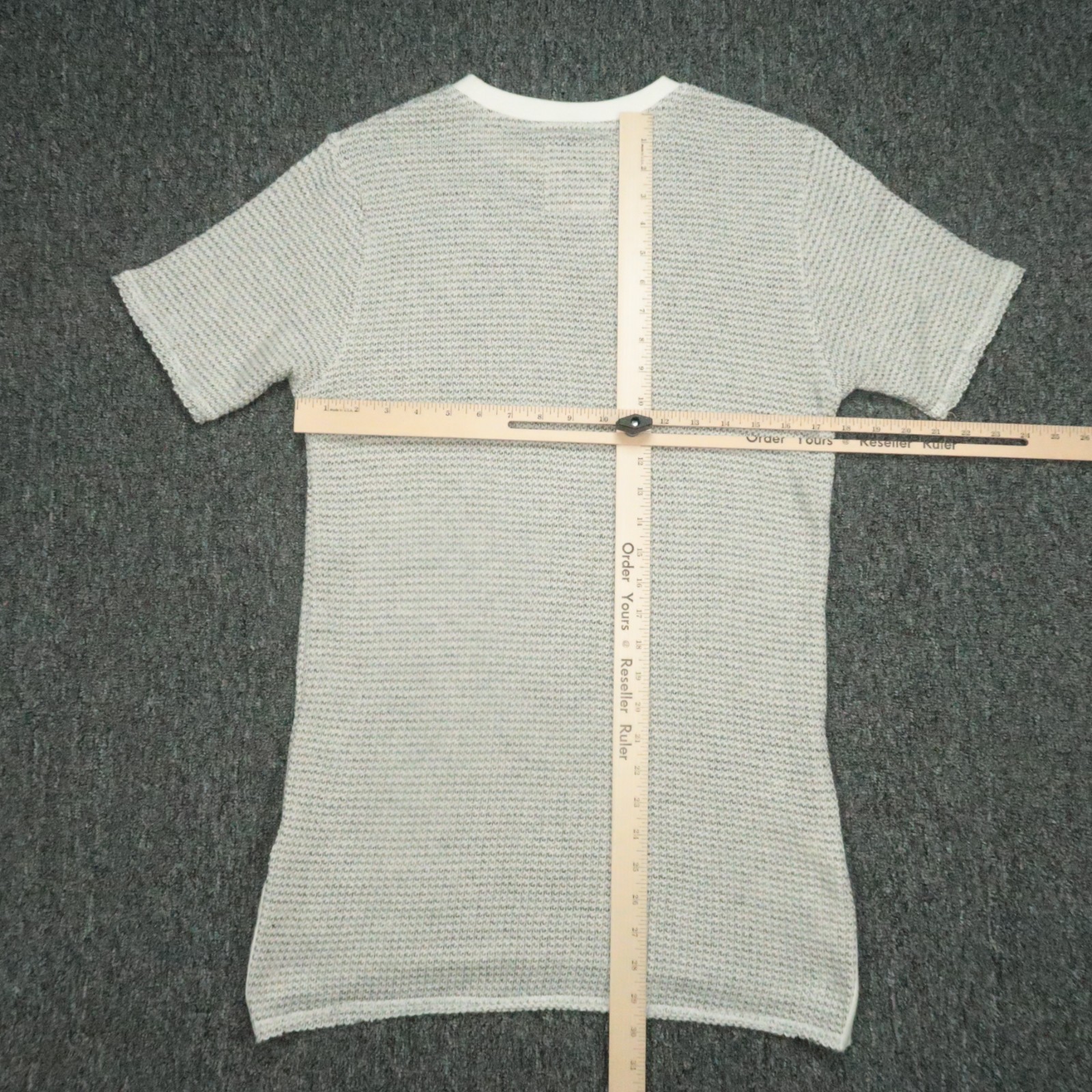 Kith Shirt Mens Extra Small Gray Beige Short Sleeve Knit Crew Long Length gallery