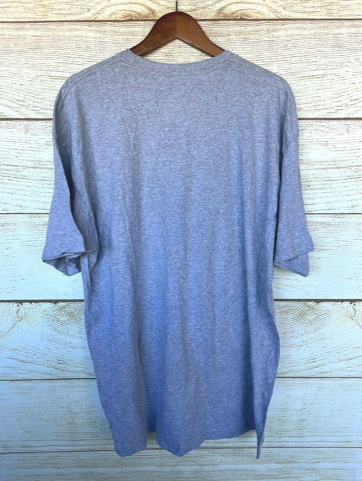Russell Athletic Tee Shirt Mens Size 1XL Grey Relaxed Fit Chest Logo T-Shirt New gallery