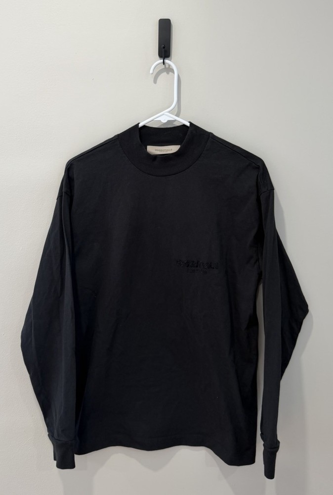 Size XXS Extra Small Essentials Fear Of God FOG Black Long sleeve Shirt (flaw)