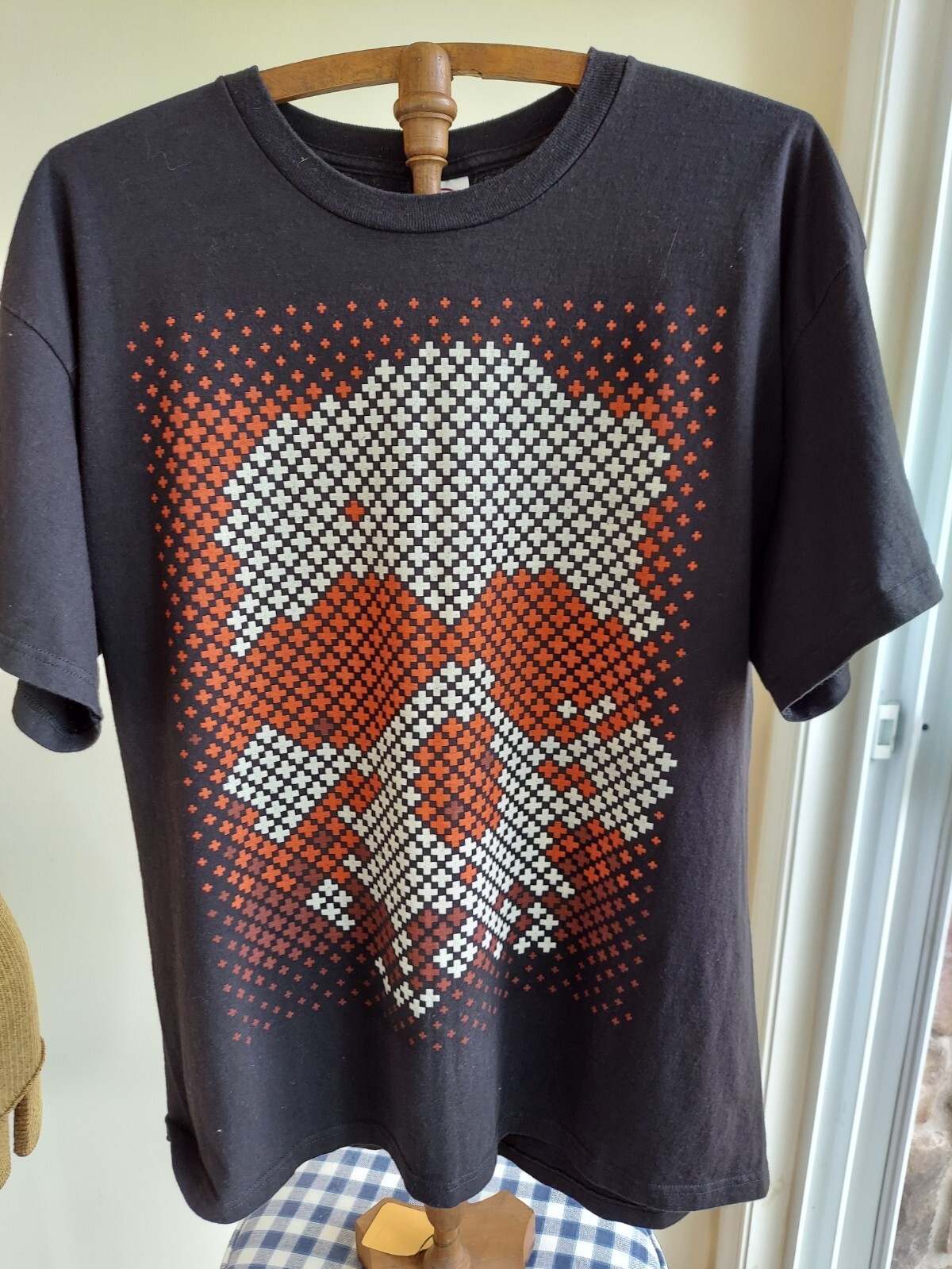 DELTA PRO WEIGHT Men’s GRAPHIC DIGITAL SKULL T SHIRT SIZE X LARGE BLACK