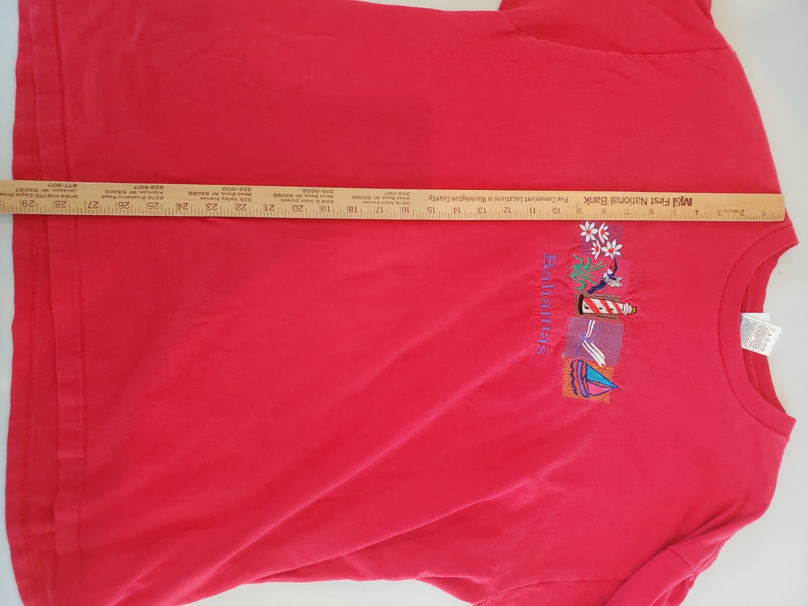 Bahamas Embroidered Graphic T Shirt XL Red Lighthouse Sailboat Vacation gallery