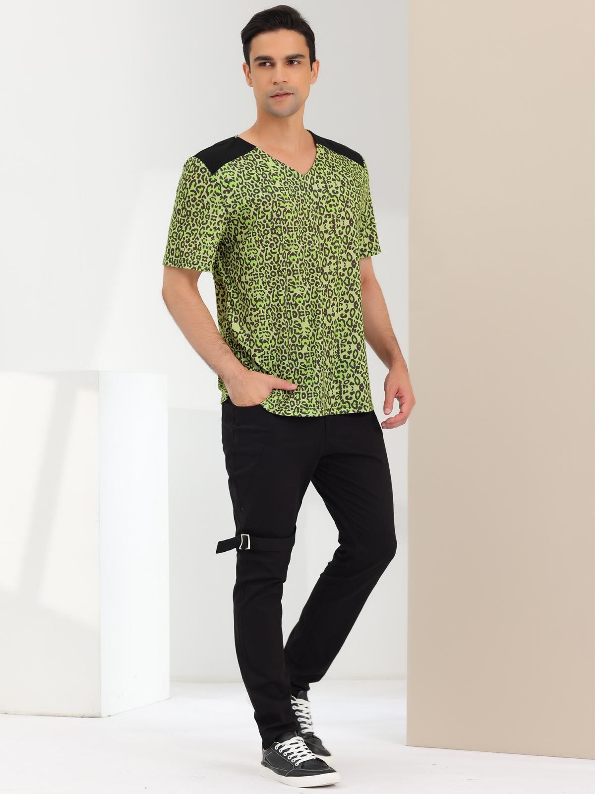 Men's V Neck Animal Print Short Sleeves T-Shirt Tops Green Black S gallery