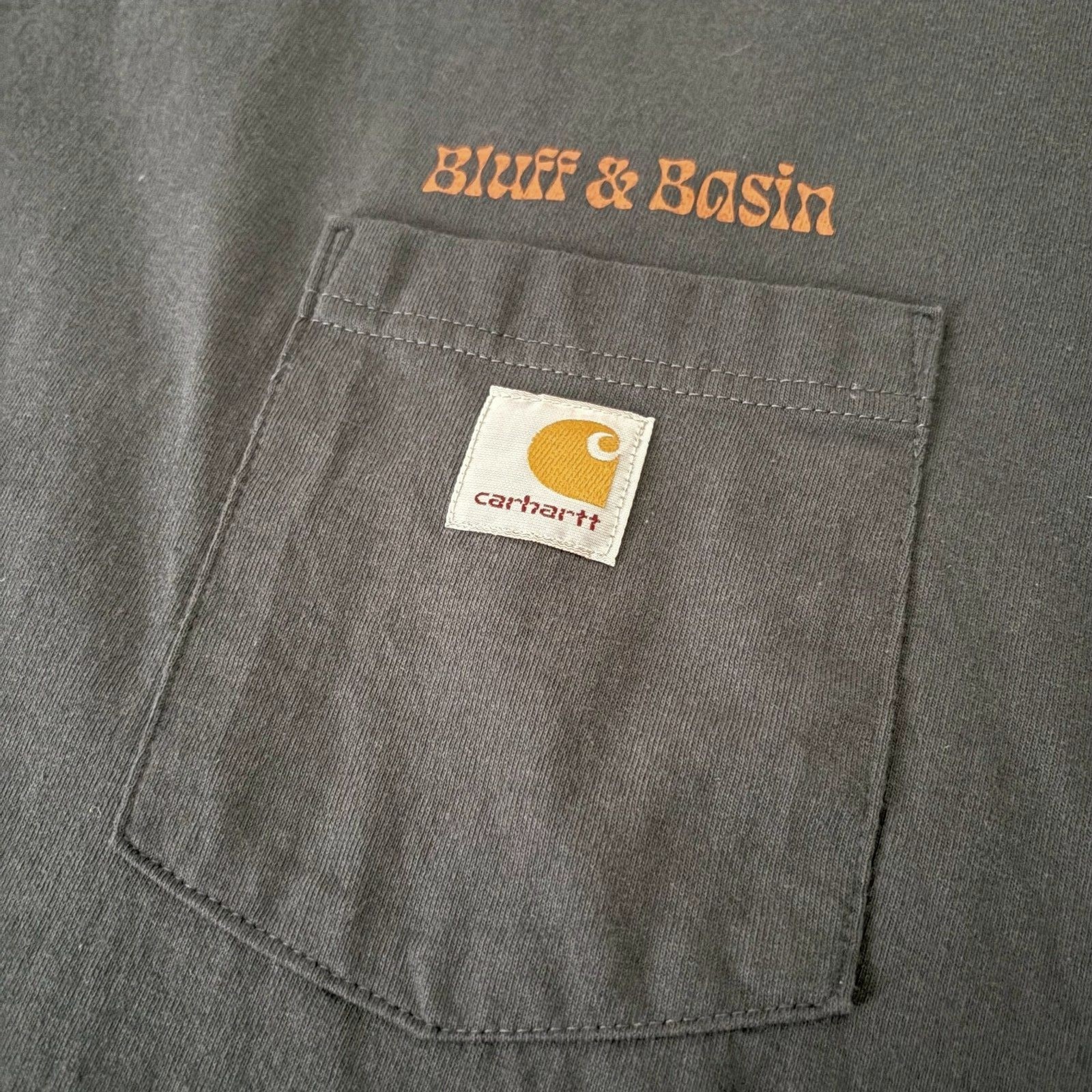 Carhartt K87 Graphic Pocket T-Shirt Bluff & Basin Blue Gray Outdoors Size Medium gallery