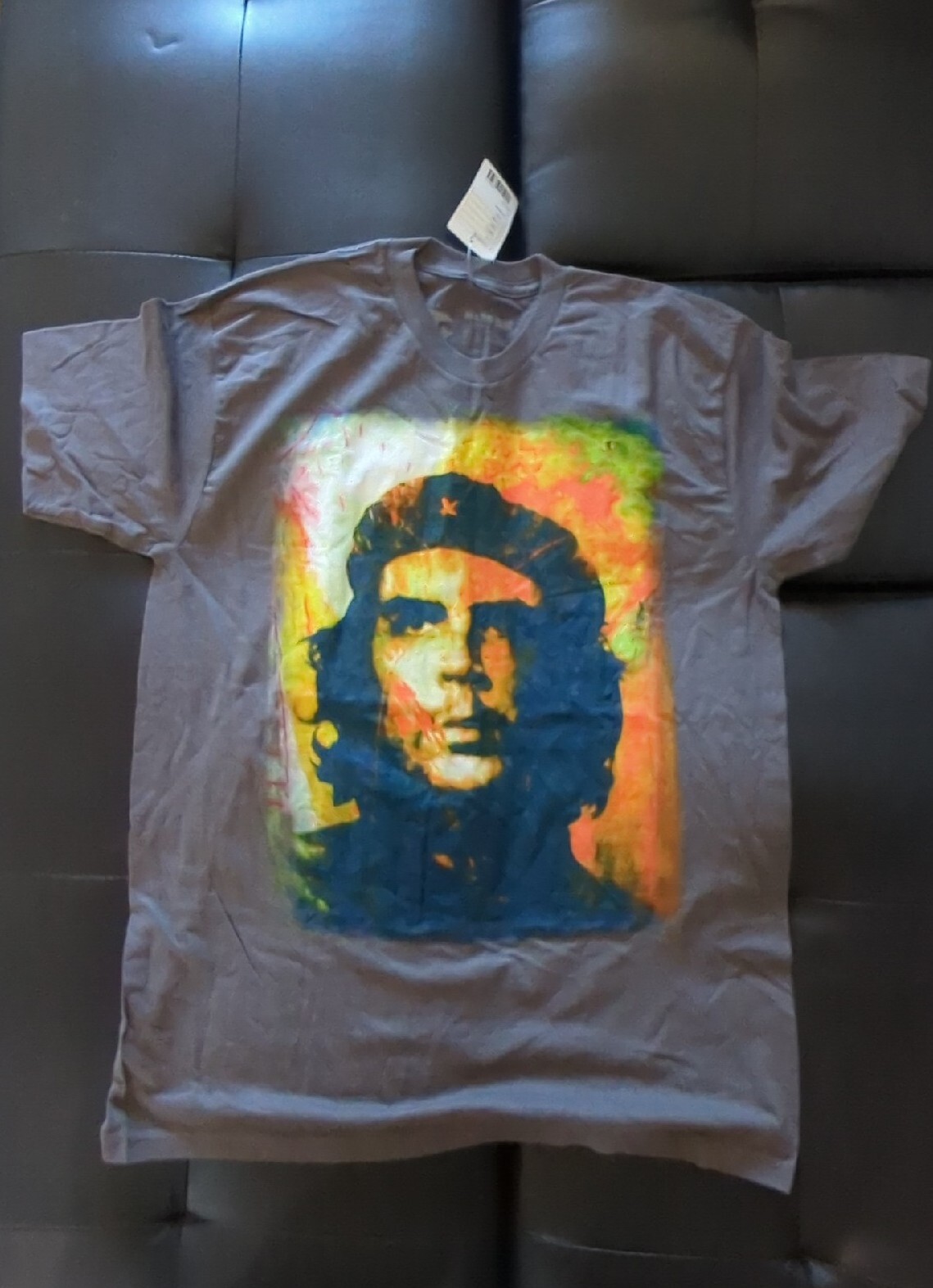 NWT Che Guevara Revolutionary T-Shirt Men's Short Sleeve Gray Graphic Print M gallery