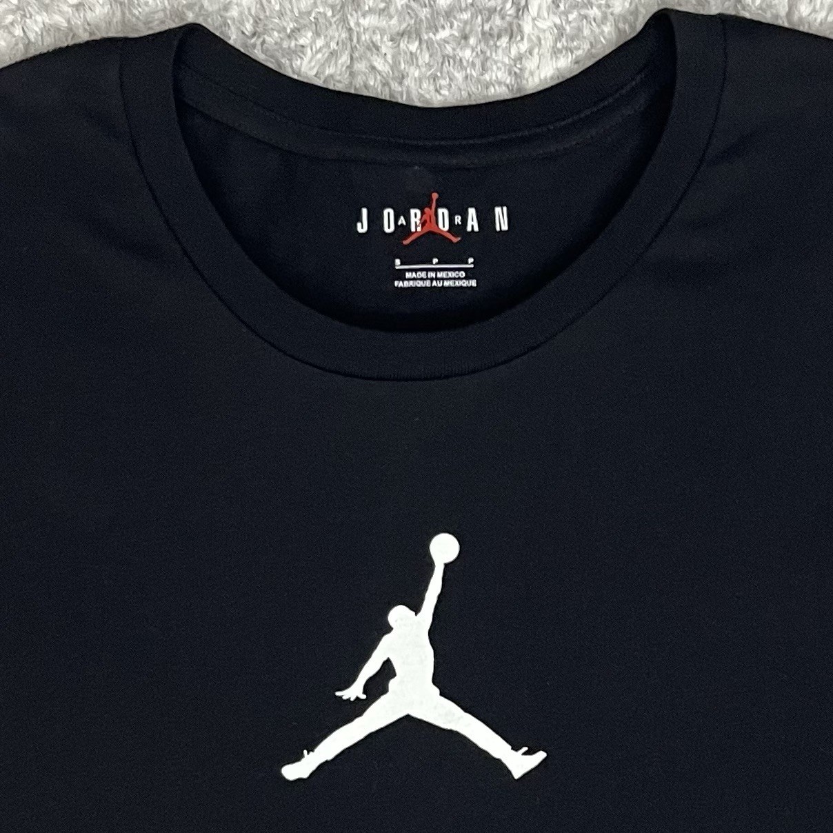 Air Jordan Shirt Dri-Fit Mens Small Jumpman Logo Black Graphic Tee NWT gallery