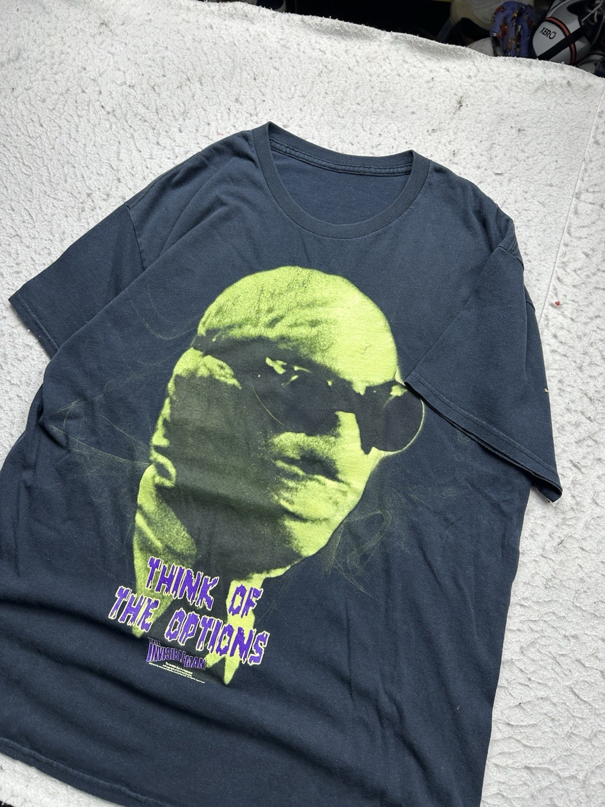Vintage Men’s The Invisible Man Horror Movie Promo Shirt 90s Sz L Black gallery