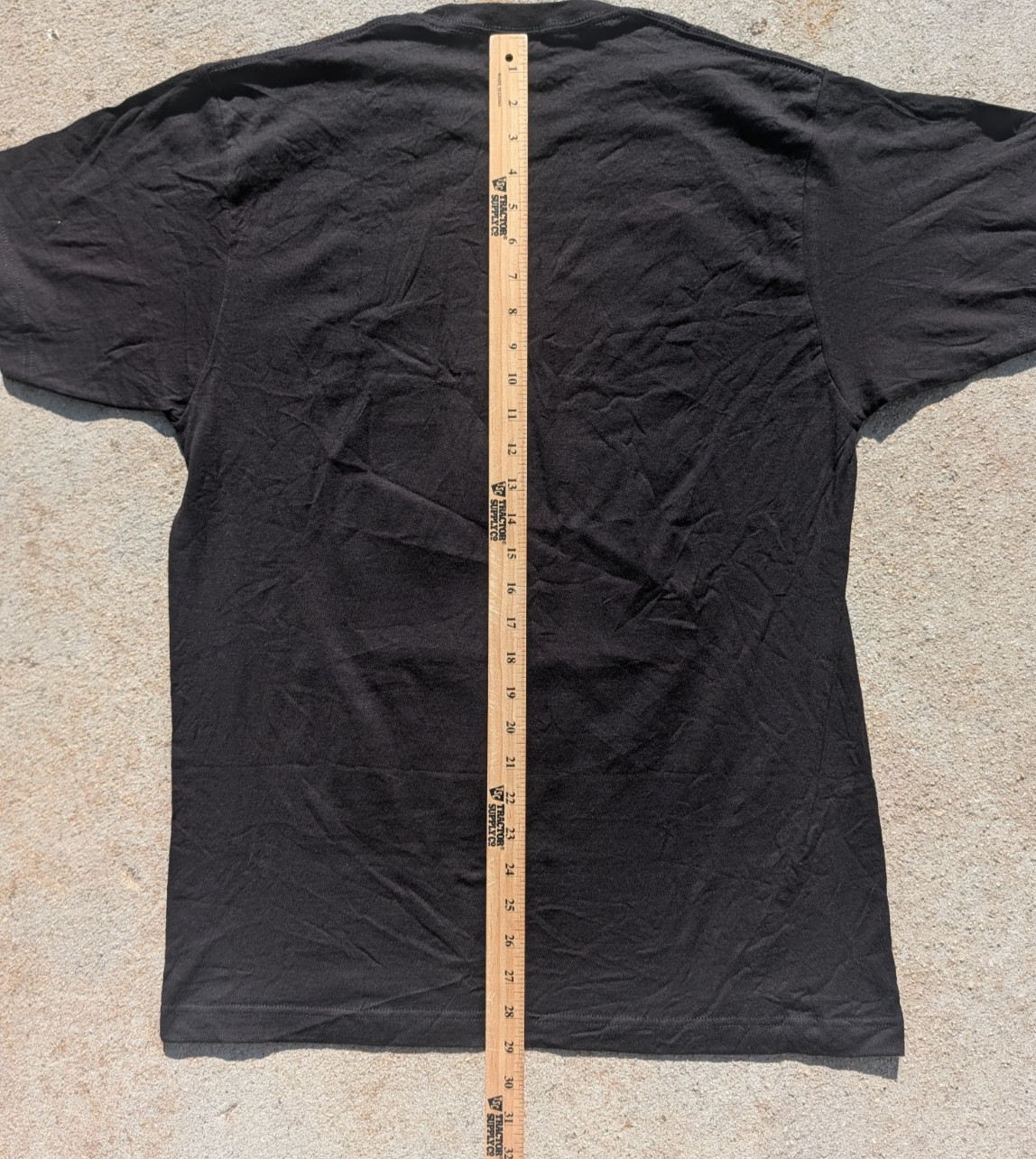 Rosalia Graphic T Shirt Large Black The Thread Shop Pop Star Tee New gallery
